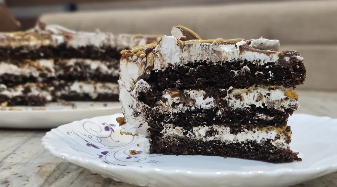 Slice of layer cake with cream filling