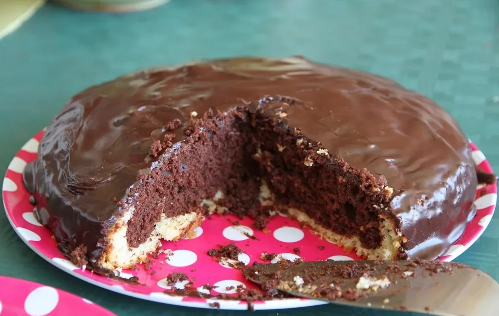 Chocolate cake with a glossy chocolate glaze