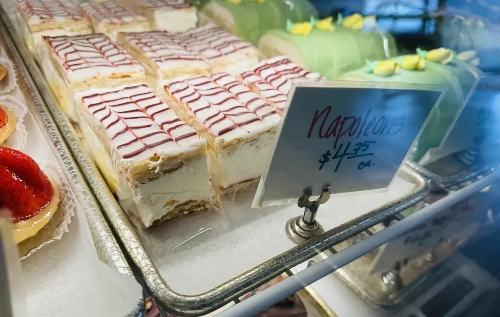 Mille-feuille slices in a bakery case